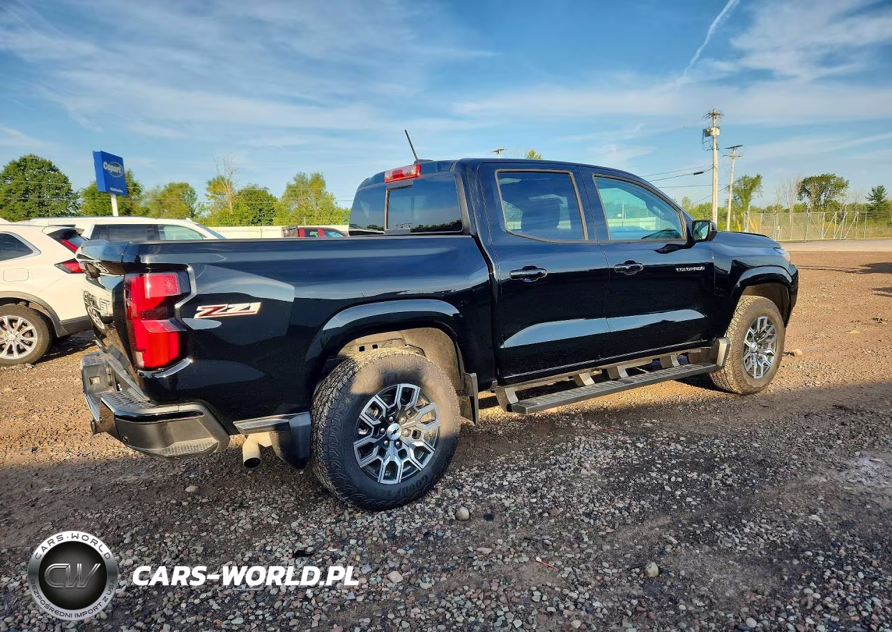 2026 Chevrolet Colorado Z71 VIN:1GCPTDEK7T1201478 - 3