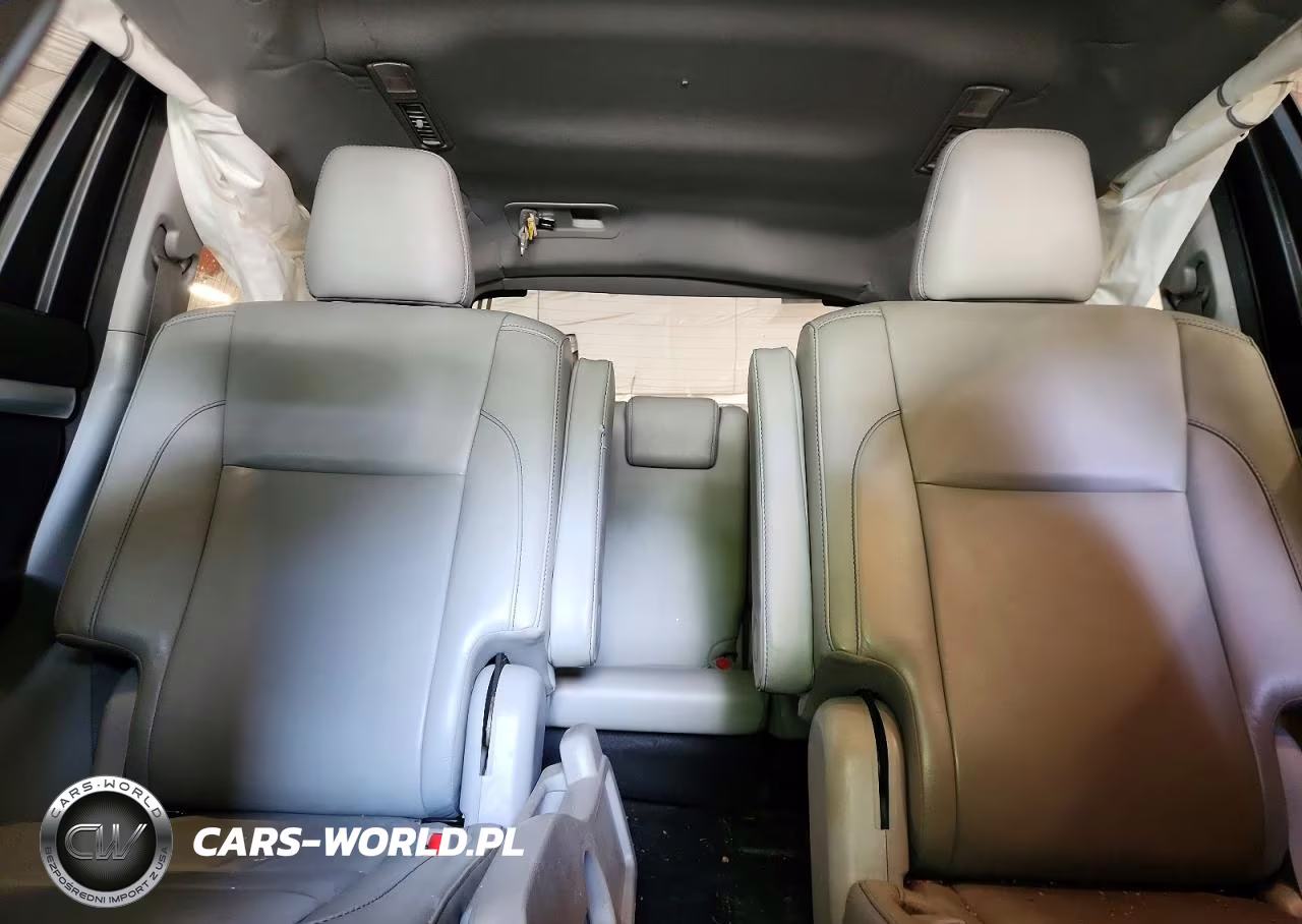 2018 Toyota Highlander Xle VIN:5TDJZRFH4JS894174 - 10