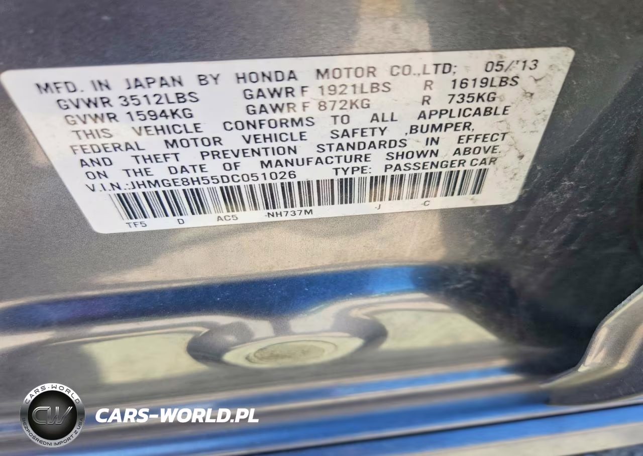 2013 Honda Fit Sport VIN:JHMGE8H55DC051026 - 12