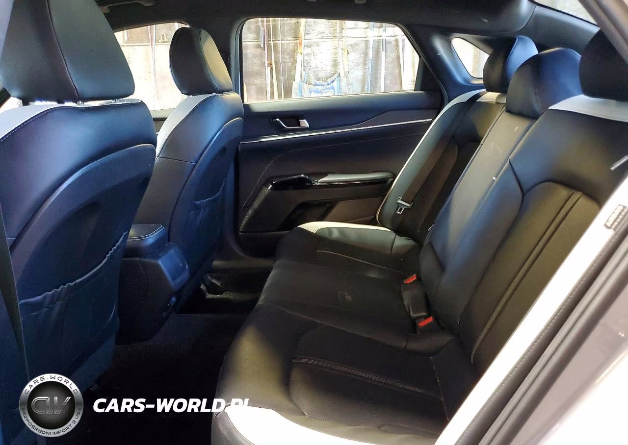 2025 Kia K5 Gt Line VIN:KNAG64J7XS5323992 - 10
