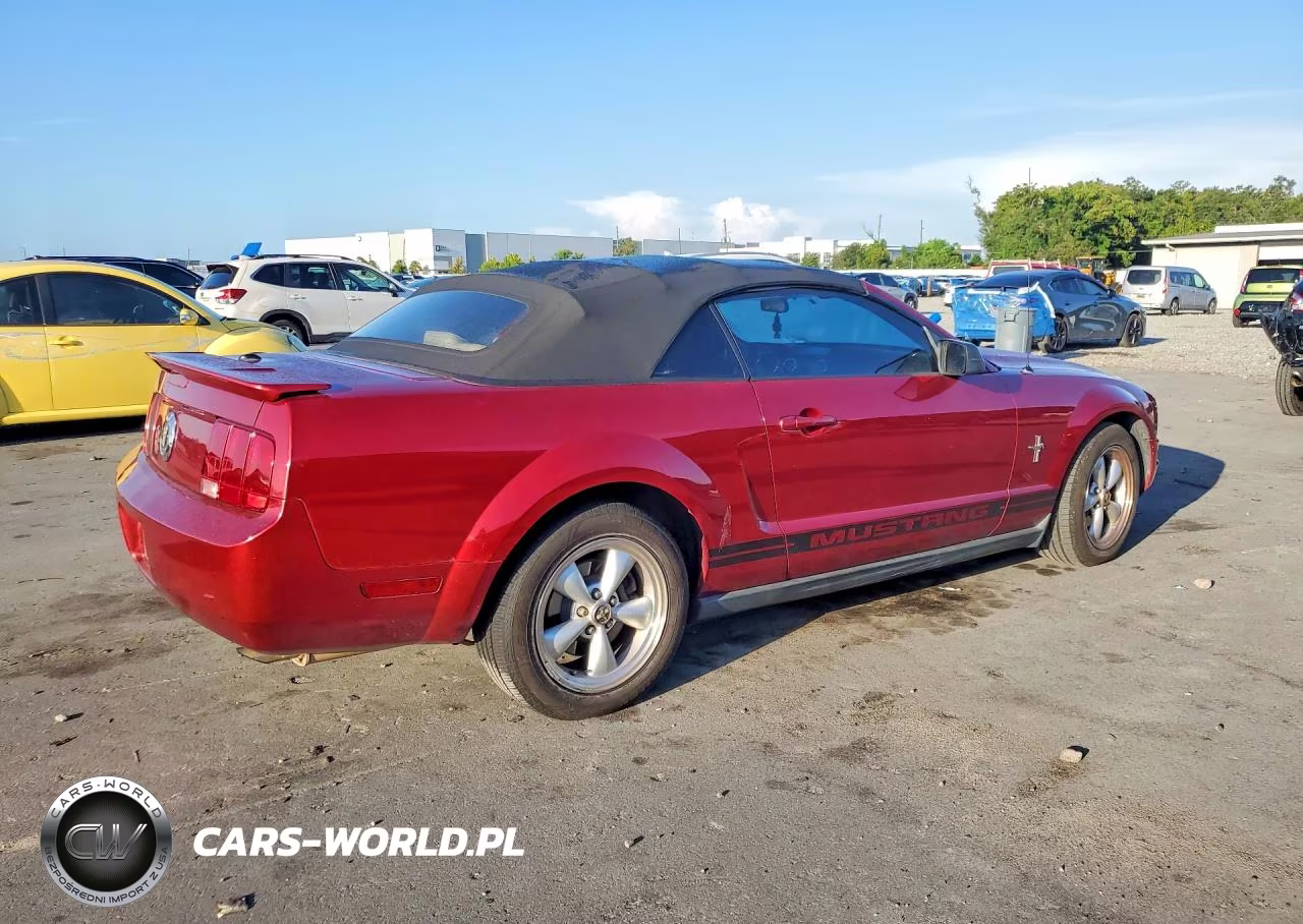 2007 Ford Mustang VIN:1ZVFT84N475263818 - 3