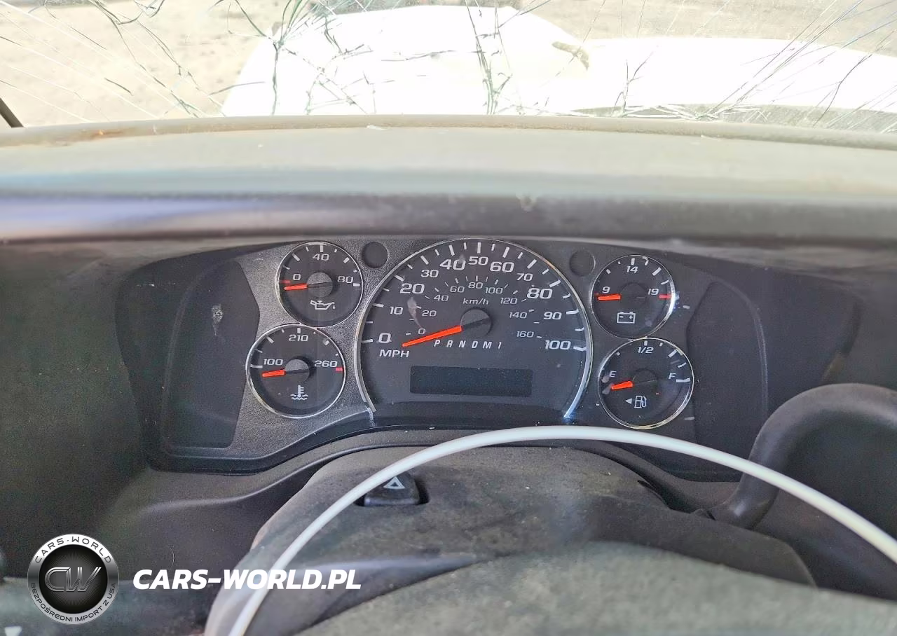 2013 Chevrolet Express G2500 VIN:1GCWGFFA1D1105347 - 9