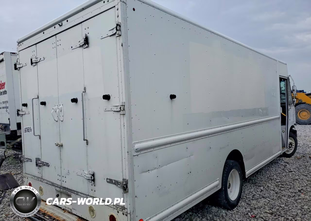 2015 Ford F59 Delivery Truck VIN:1F65F5KY6F0A07485 - 3