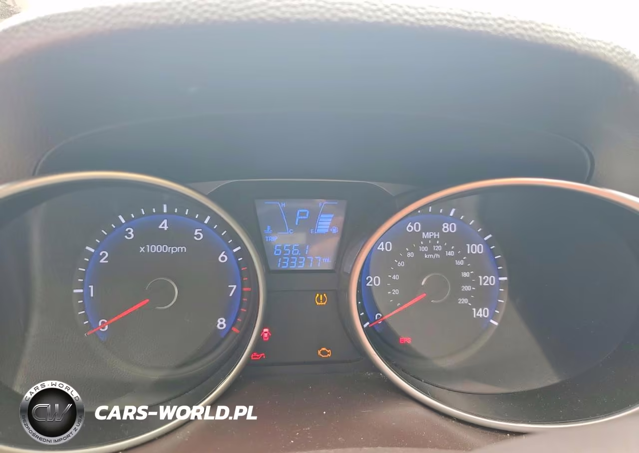 2010 Hyundai Tucson Limited VIN:KM8JUCAC2AU021604 - 9