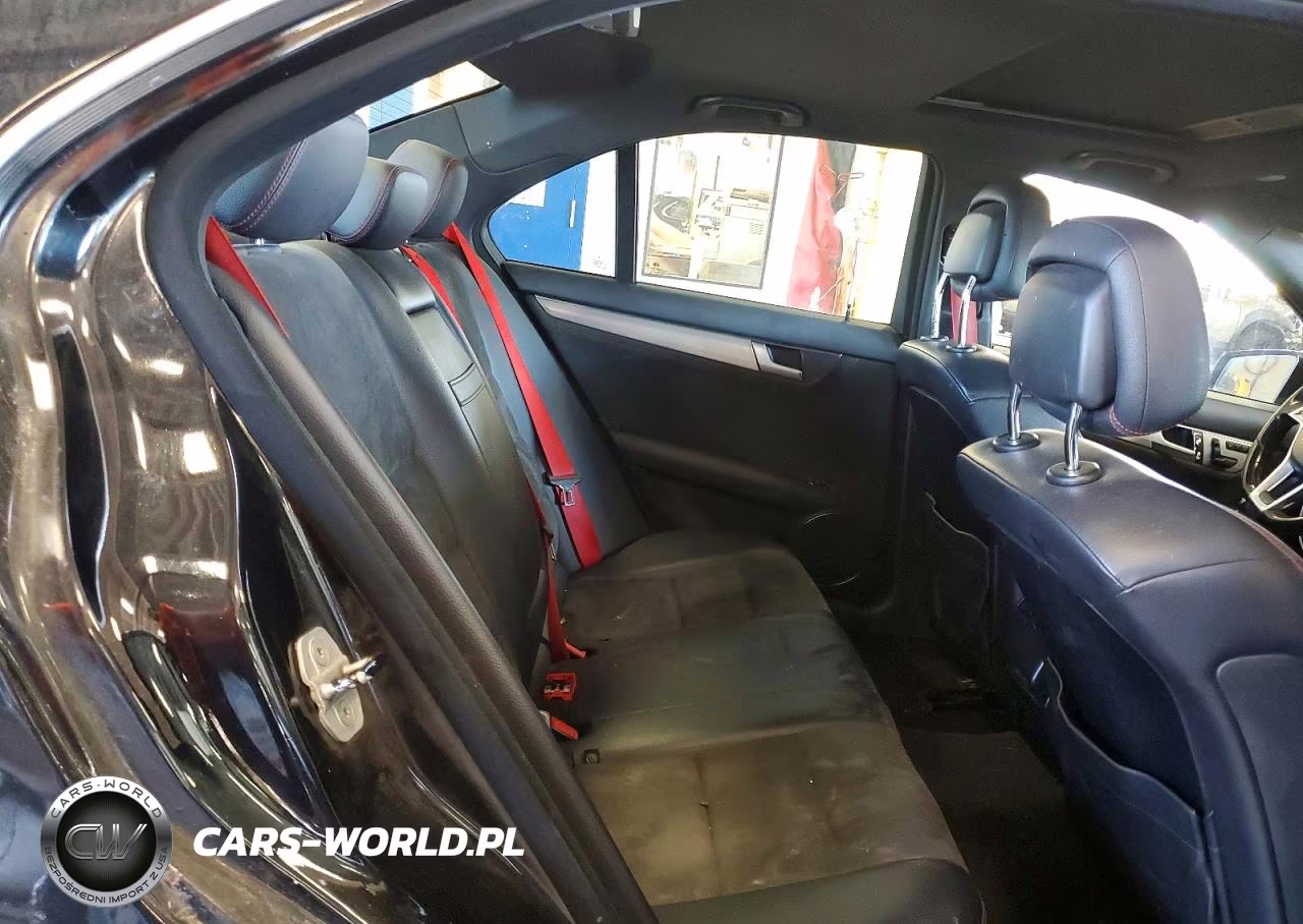 2013 Mercedes-Benz C 300 4Matic VIN:WDDGF8ABXDA779442 - 10