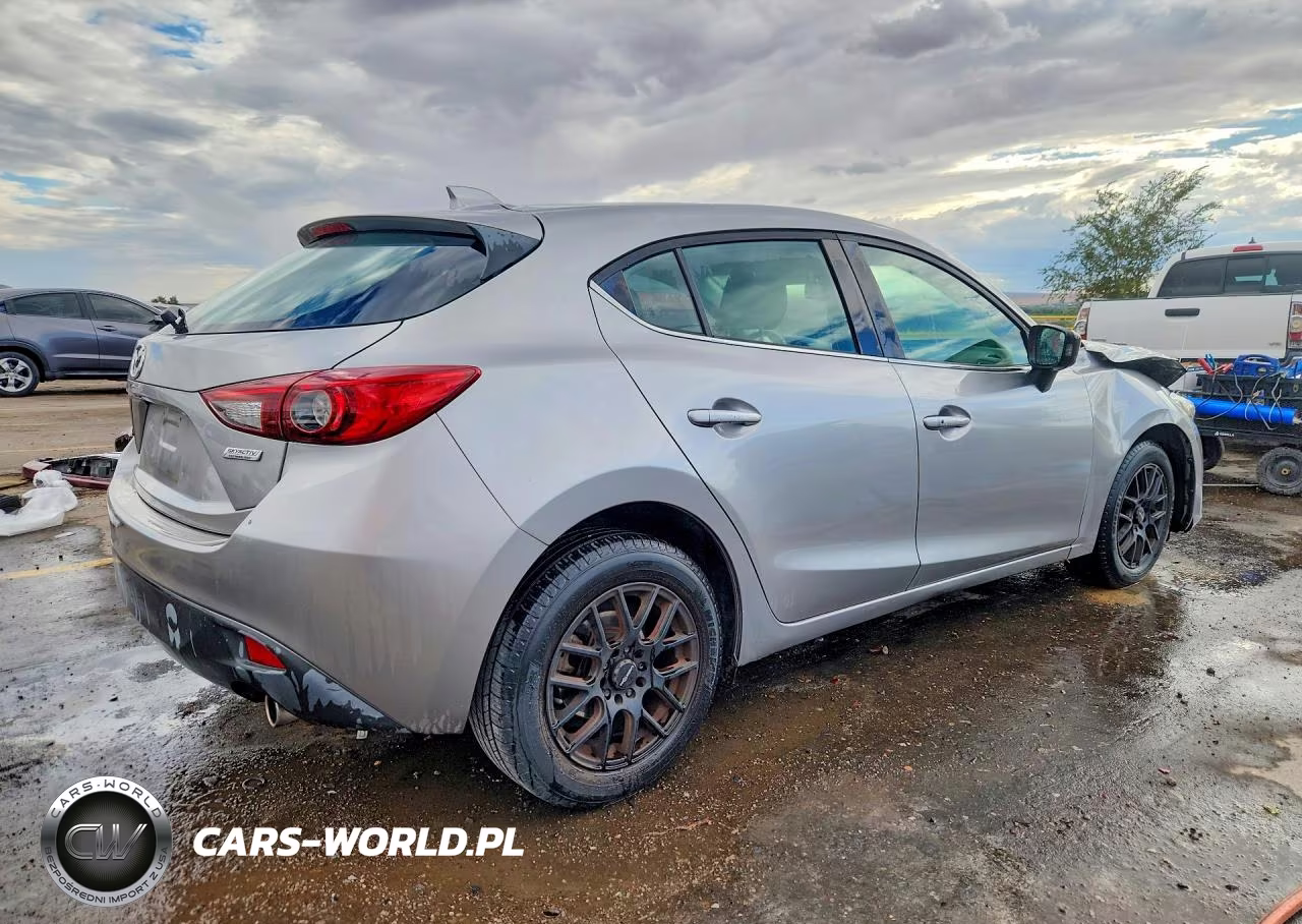 2016 Mazda 3 Touring VIN:3MZBM1M70GM256962 - 3