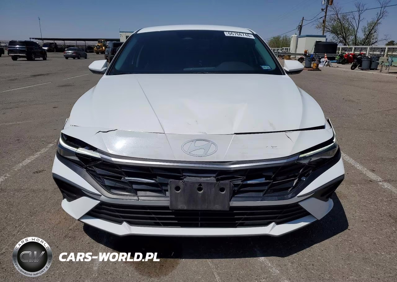2024 Hyundai Elantra Blue VIN:KMHLM4DJ0RU114724 - 5