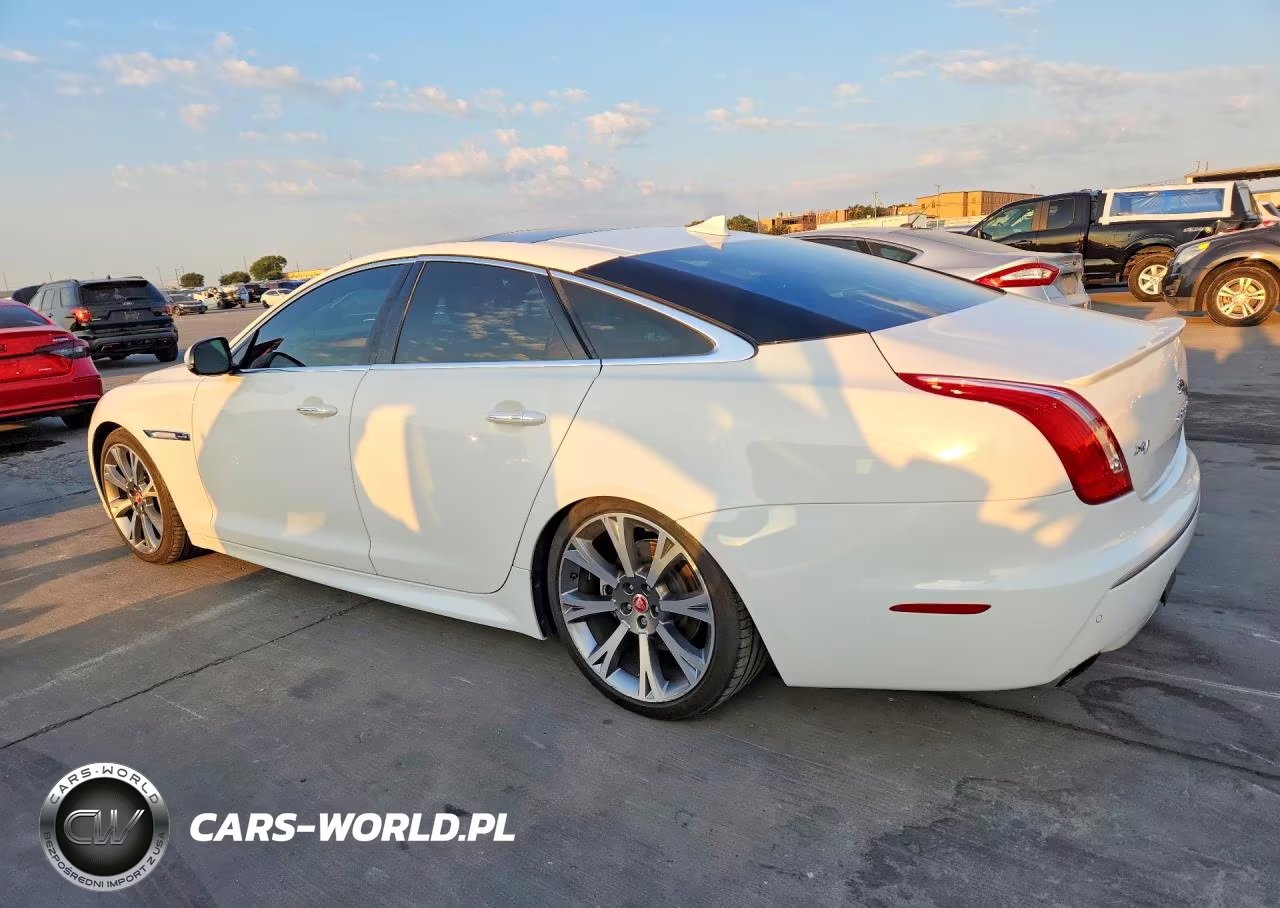 2015 Jaguar Xj VIN:SAJWA1CZ8F8V86563 - 2