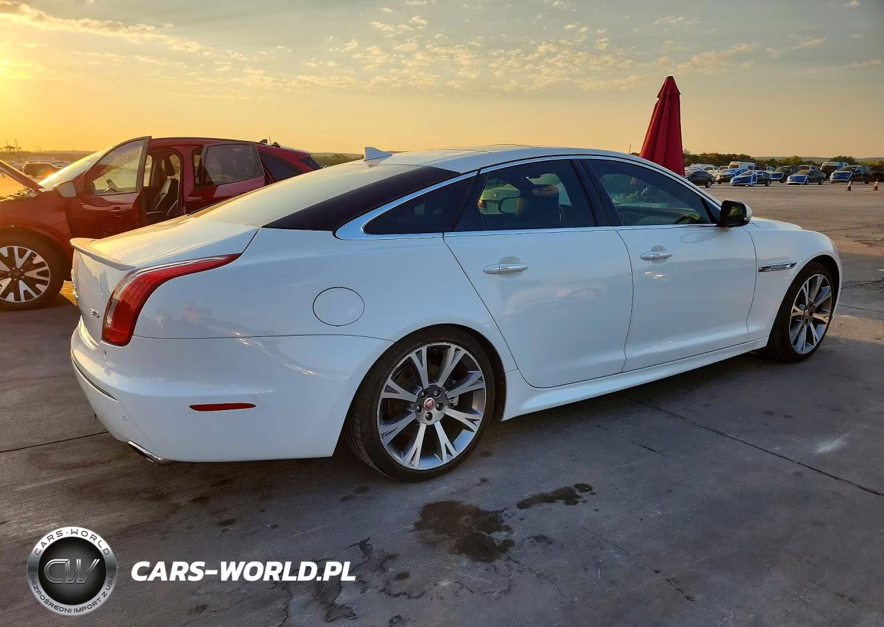 2015 Jaguar Xj VIN:SAJWA1CZ8F8V86563 - 3