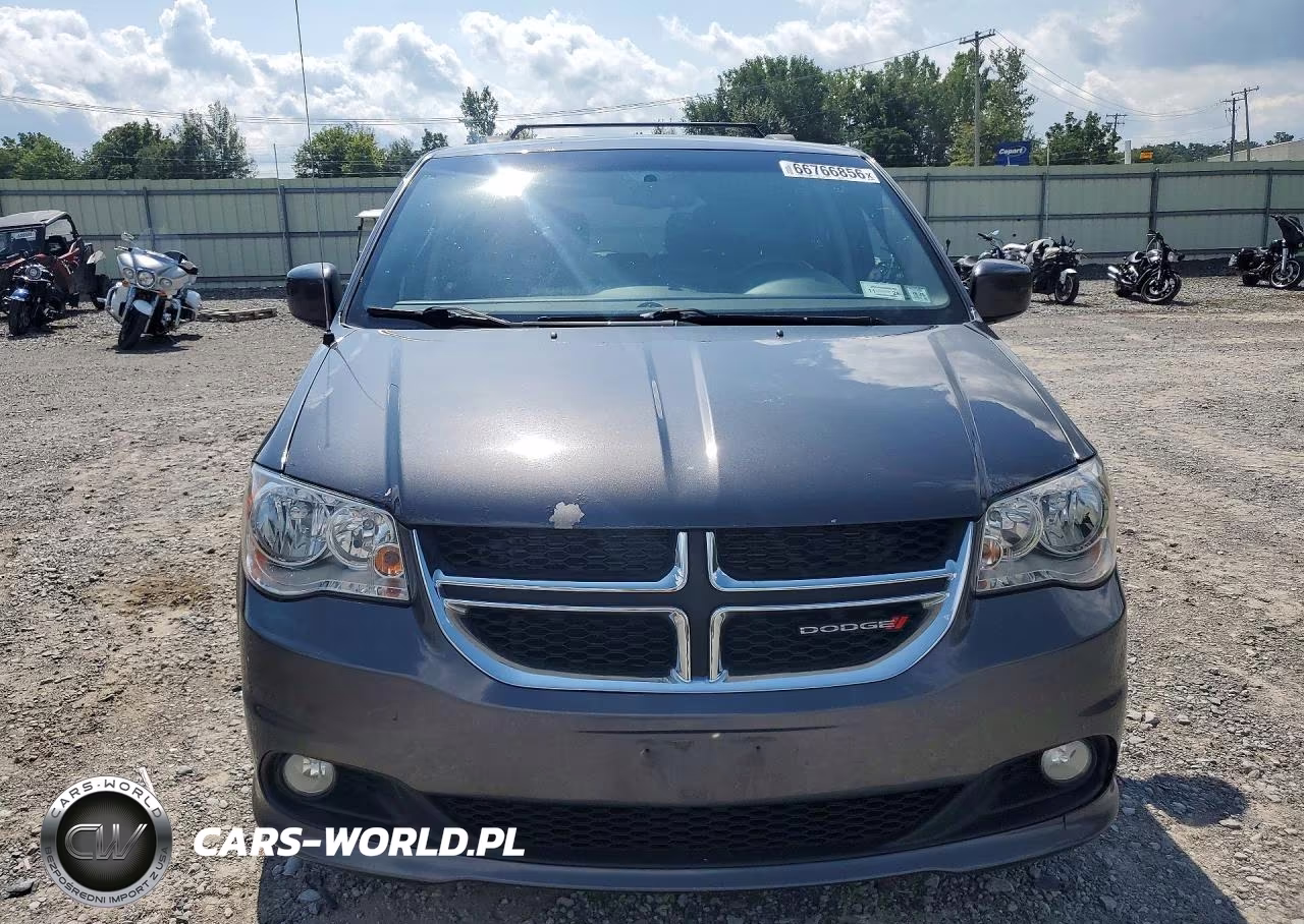 2017 Dodge Grand Caravan Sxt VIN:2C4RDGCG1HR842585 - 5