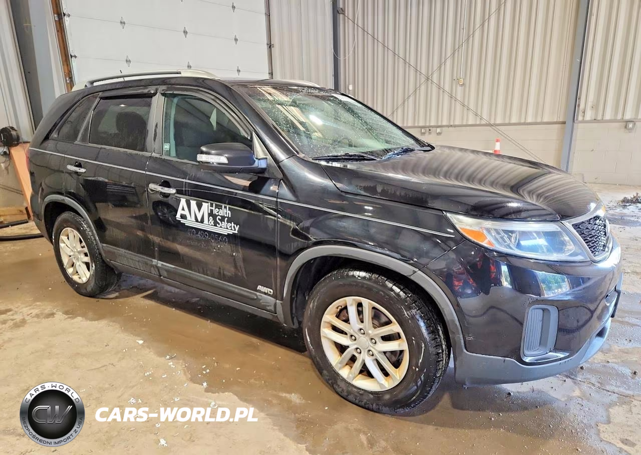 2014 Kia Sorento Lx VIN:5XYKTDA70EG469206 - 4