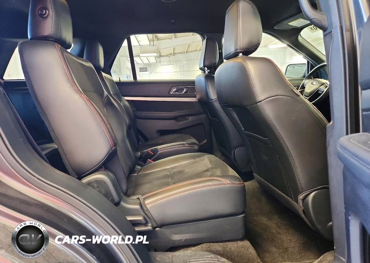 2018 Ford Explorer Xlt VIN:1FM5K8DH1JGB43784 - 11