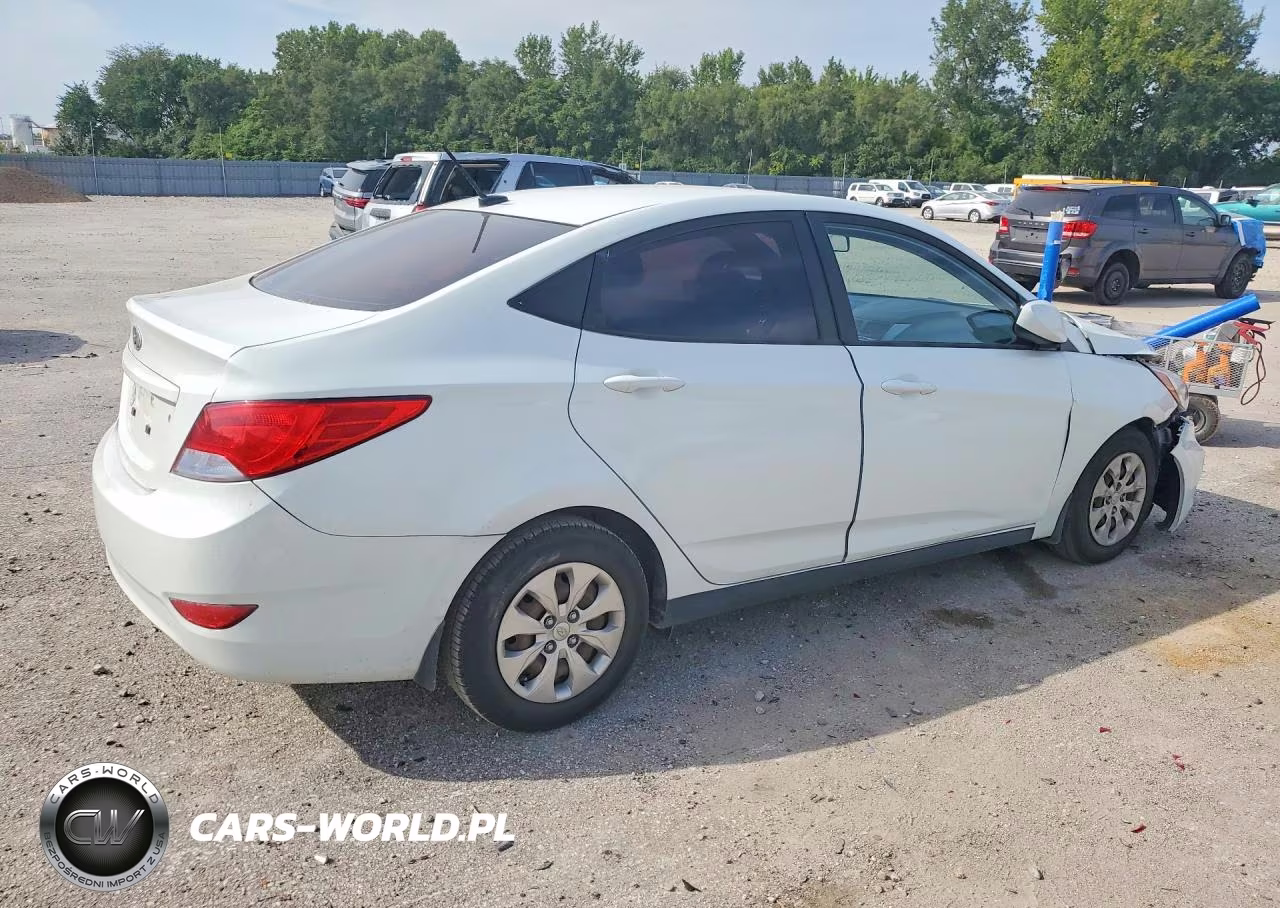 2015 Hyundai Accent Gls VIN:KMHCT4AE9FU846727 - 3