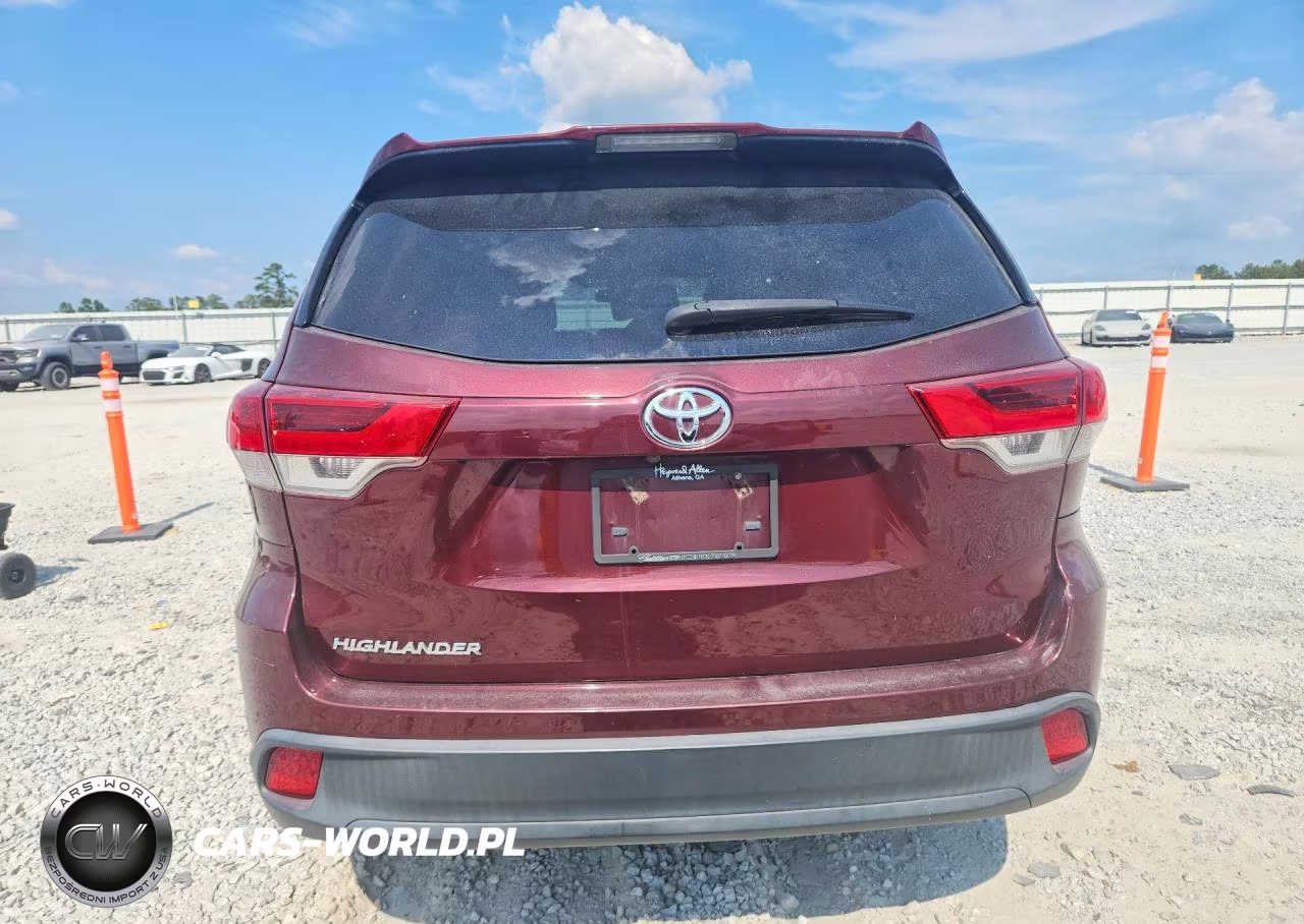 2018 Toyota Highlander Le VIN:5TDZARFH6JS041124 - 6