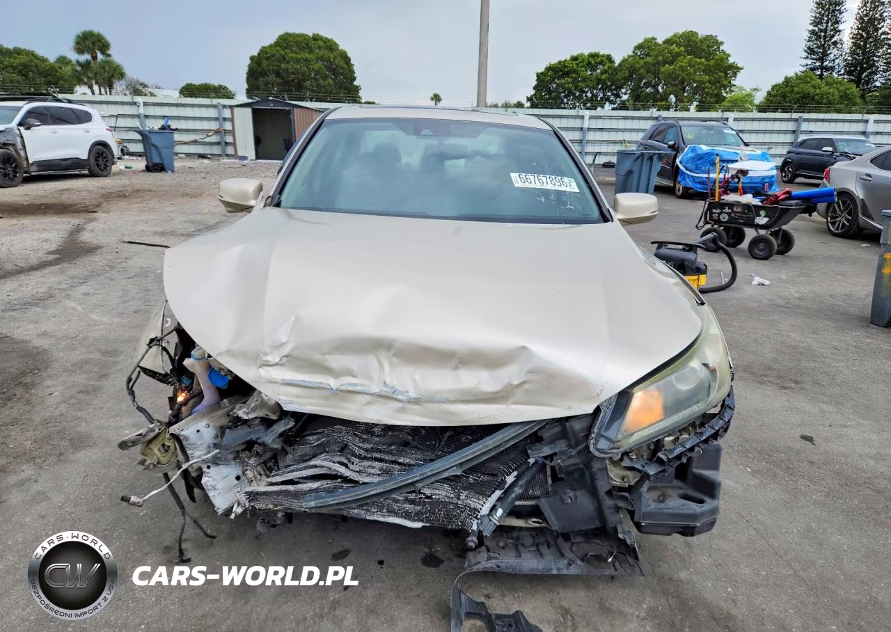 2015 Honda Accord Exl VIN:1HGCR2F83FA196855 - 5