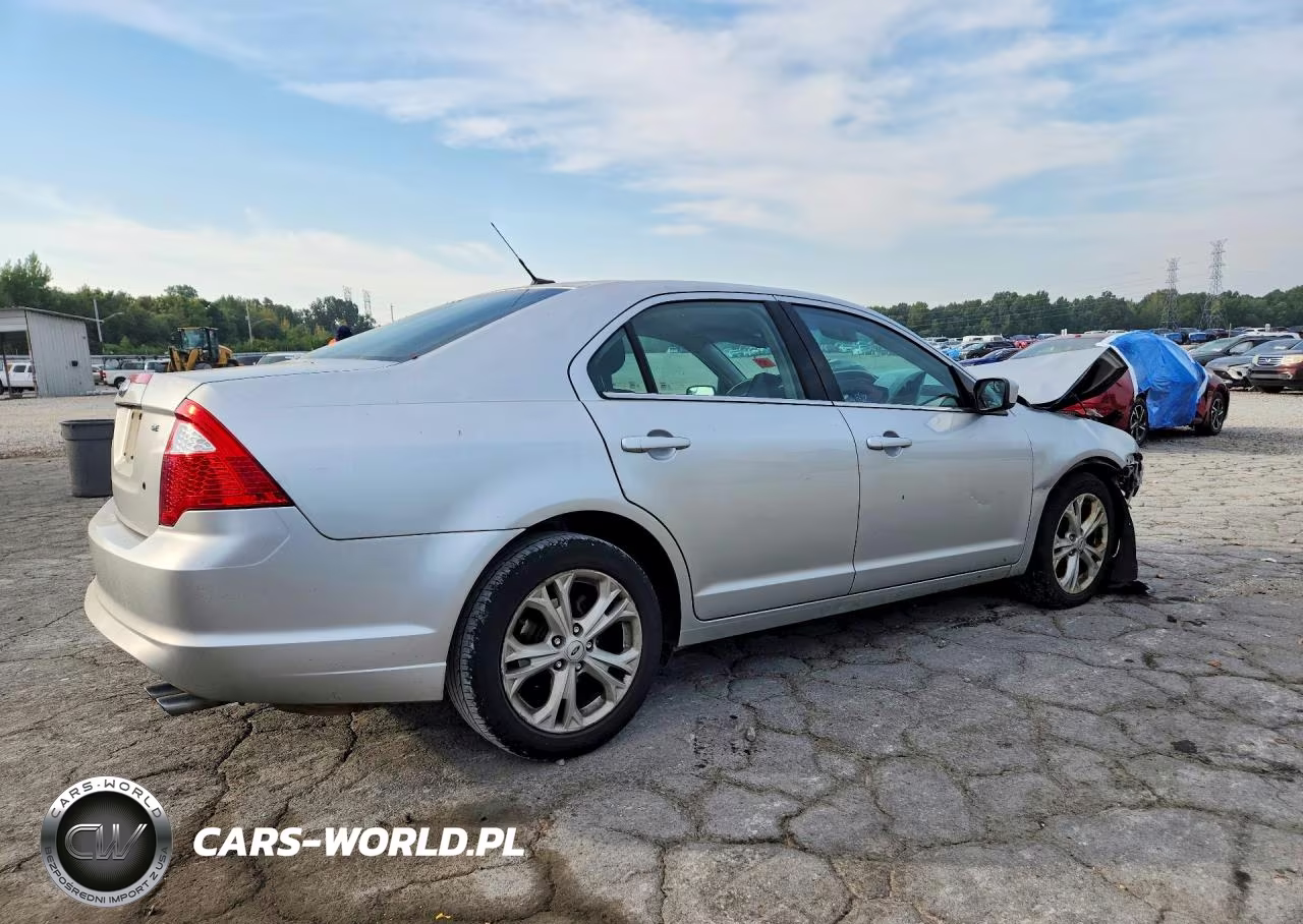 2012 Ford Fusion Se VIN:3FAHP0HA5CR147923 - 3