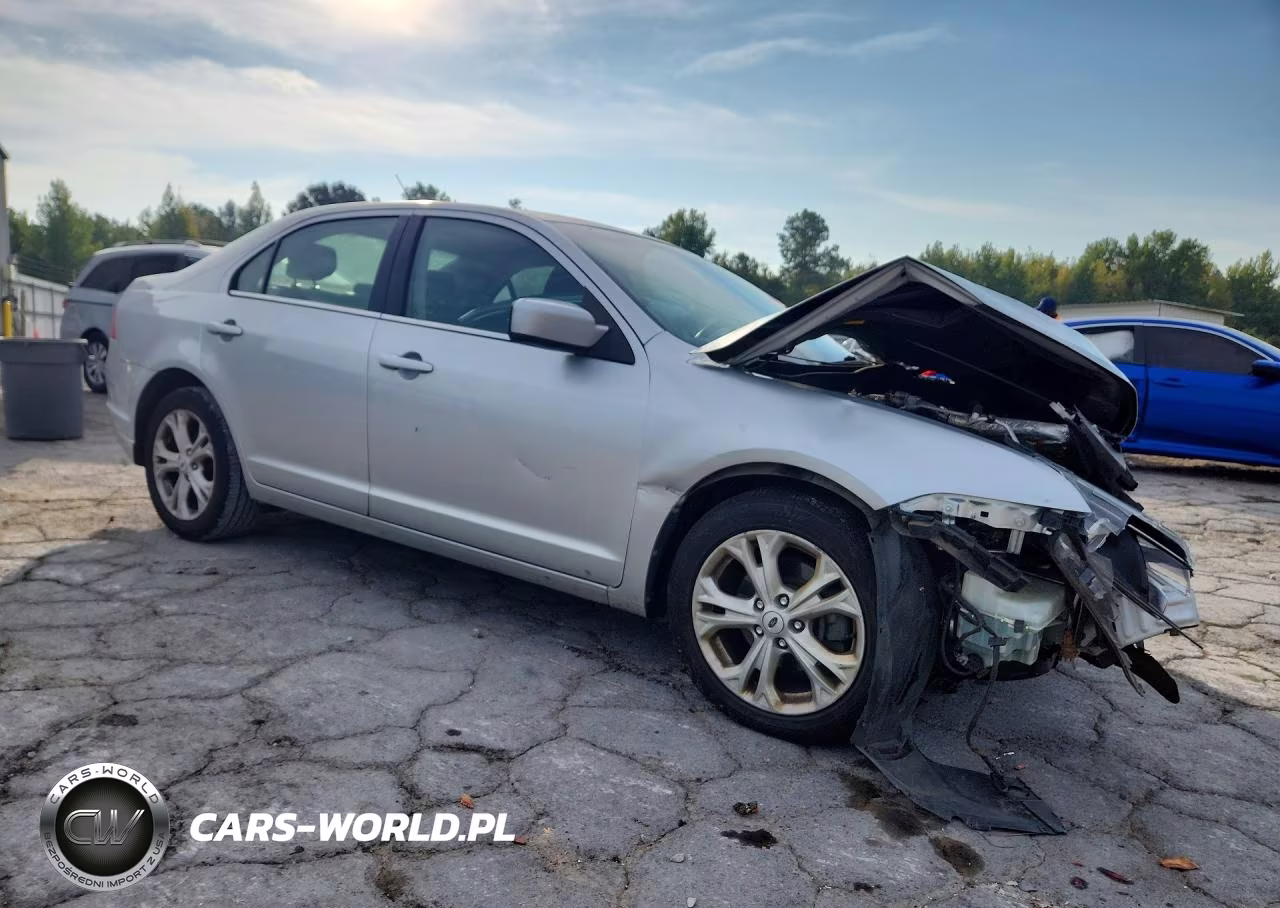 2012 Ford Fusion Se VIN:3FAHP0HA5CR147923 - 4
