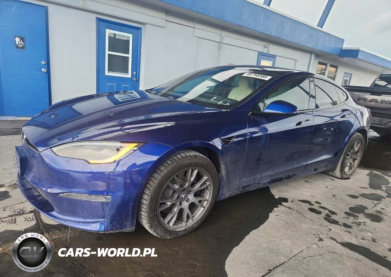 2022 Tesla Model S