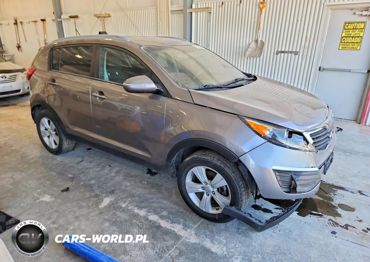 2013 Kia Sportage Lx VIN:KNDPB3A22D7430622 - 4