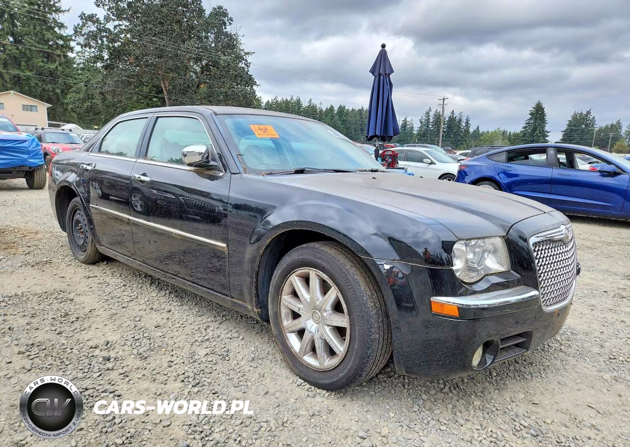 2010 Chrysler 300 Limited VIN:2C3CA3CV0AH176163 - 4