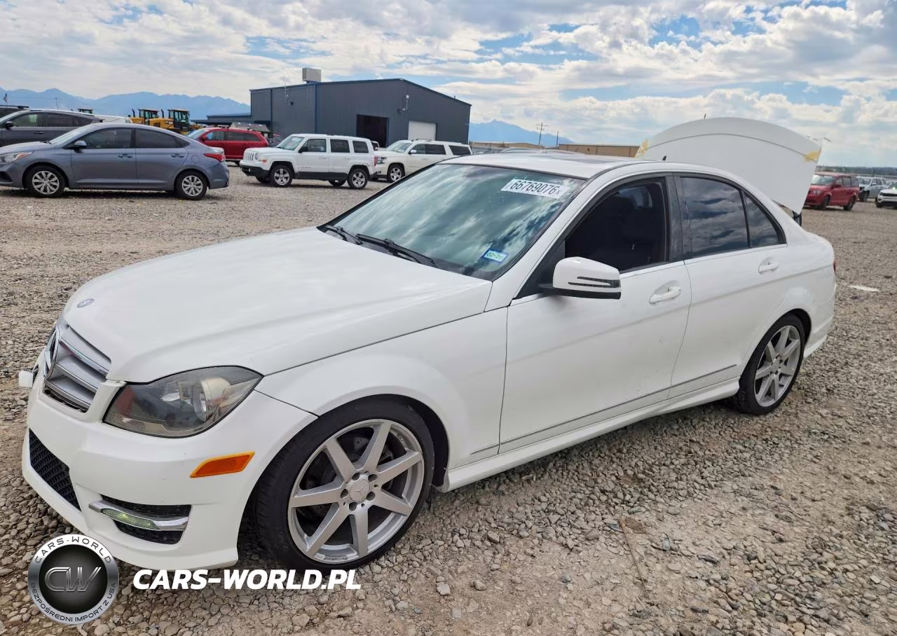 2014 Mercedes-Benz C 250
