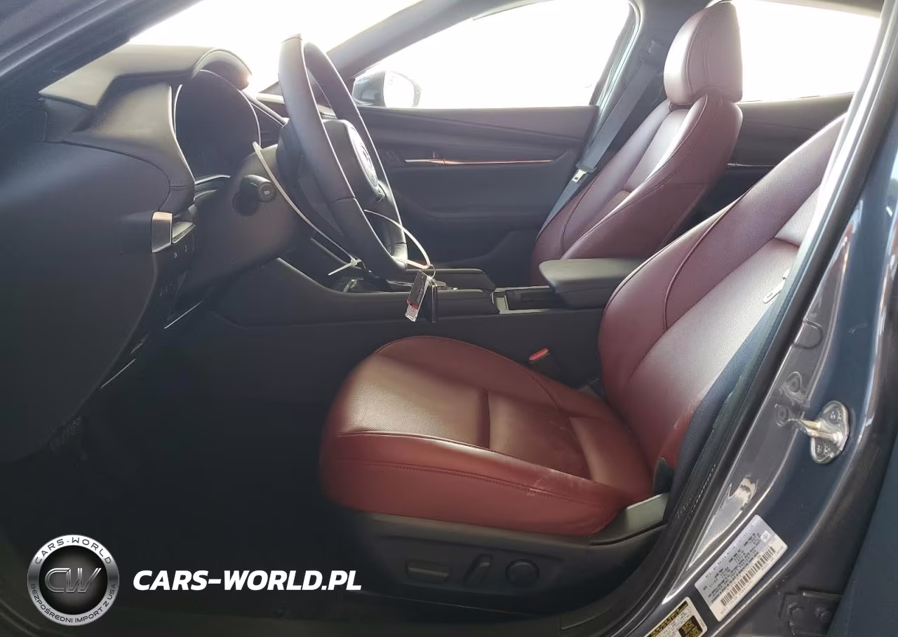 2024 Mazda 3 Preferred VIN:JM1BPBLM3R1707065 - 7