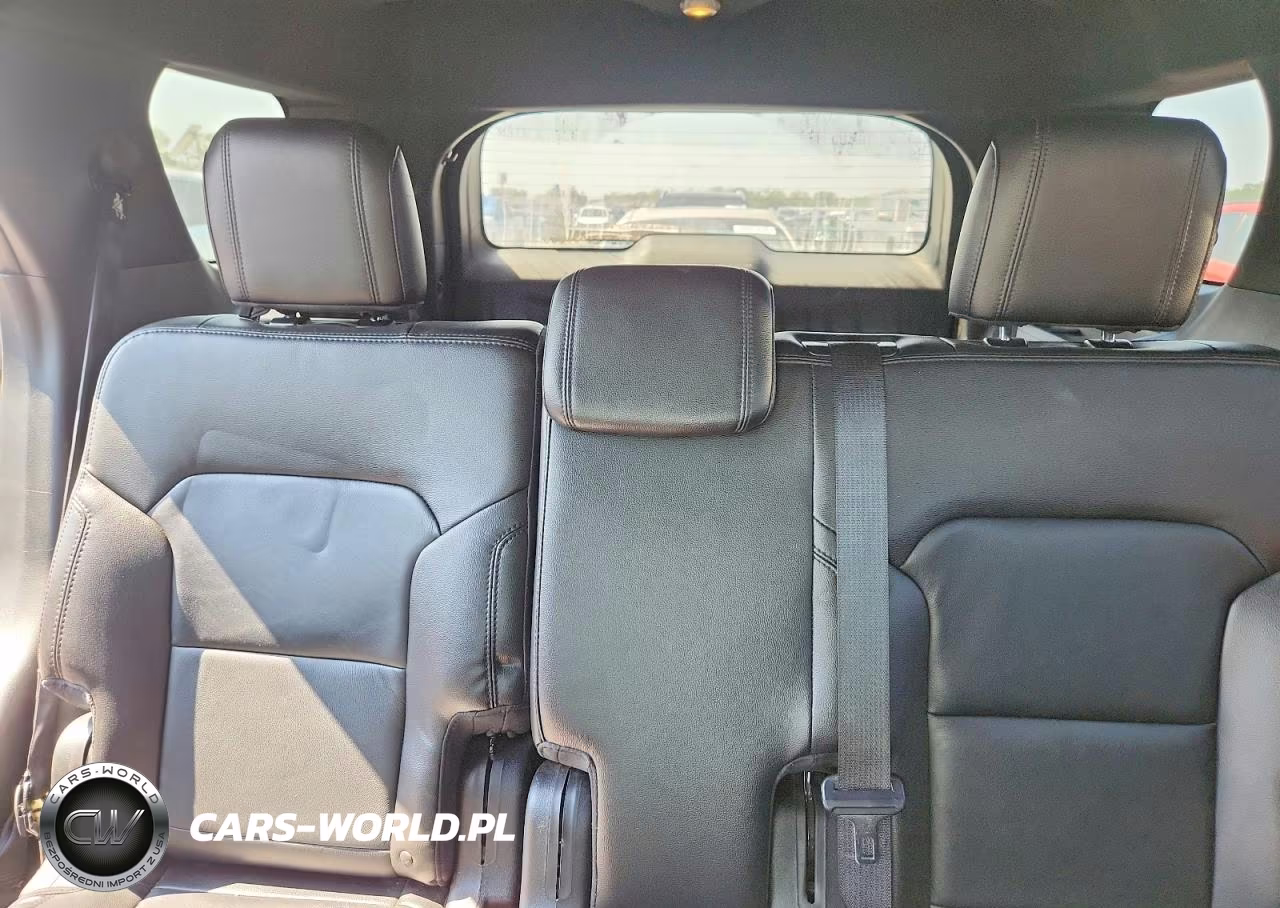 2018 Ford Explorer Xlt VIN:1FM5K8D84JGA83001 - 10