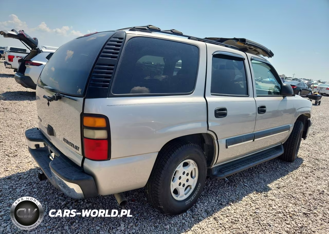 2004 Chevrolet Tahoe C1500 VIN:1GNEC13V74R125869 - 3