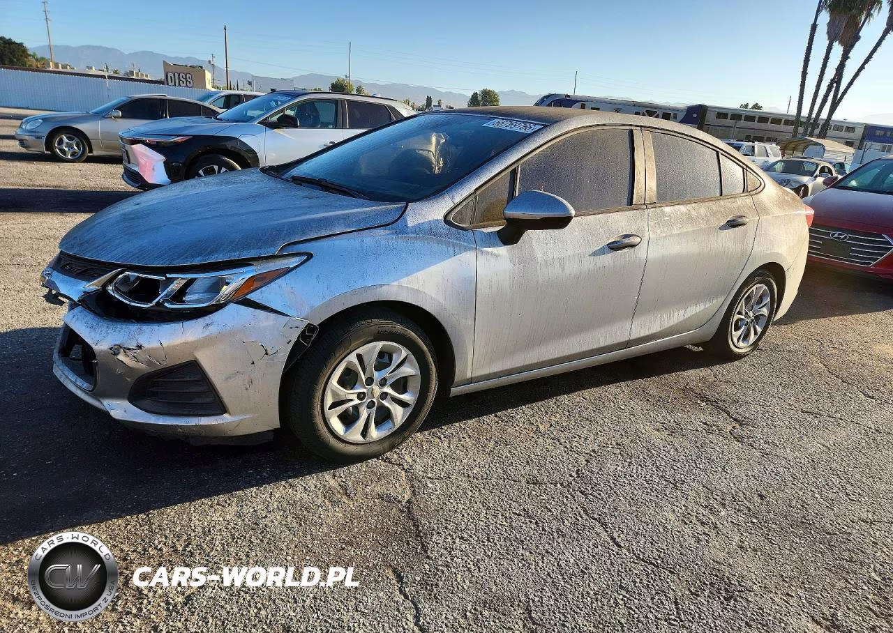 2019 Chevrolet Cruze Ls VIN:1G1BC5SM1K7126013 - 1