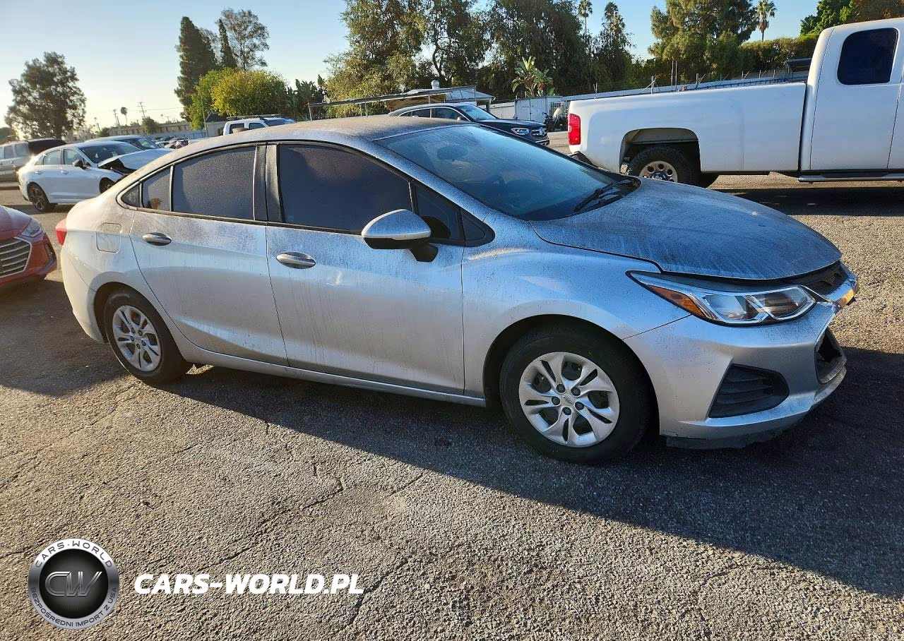 2019 Chevrolet Cruze Ls VIN:1G1BC5SM1K7126013 - 4