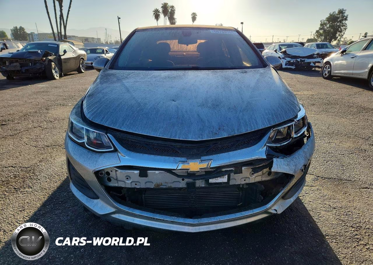 2019 Chevrolet Cruze Ls VIN:1G1BC5SM1K7126013 - 5