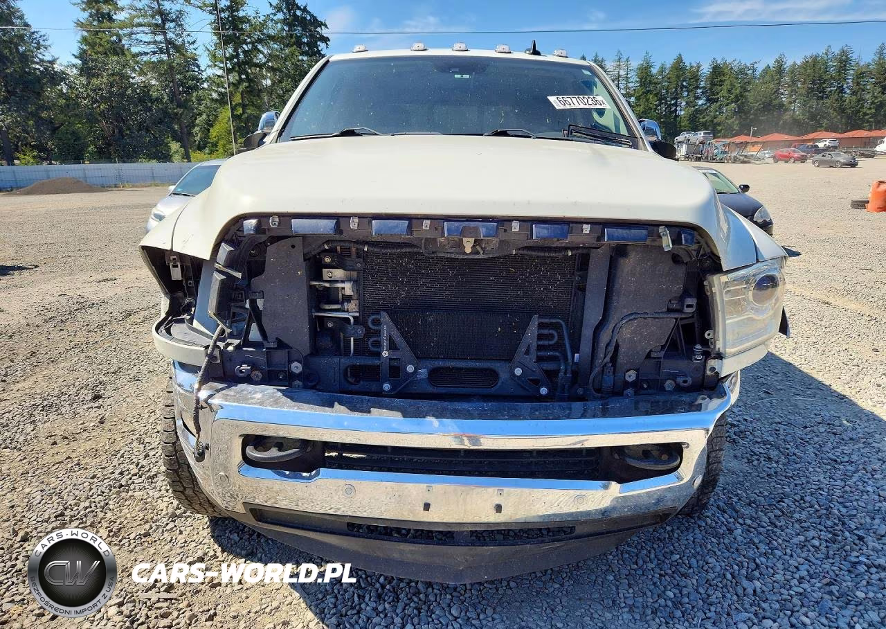 2016 Ram 2500 Laramie VIN:3C6UR5FJ9GG223915 - 5
