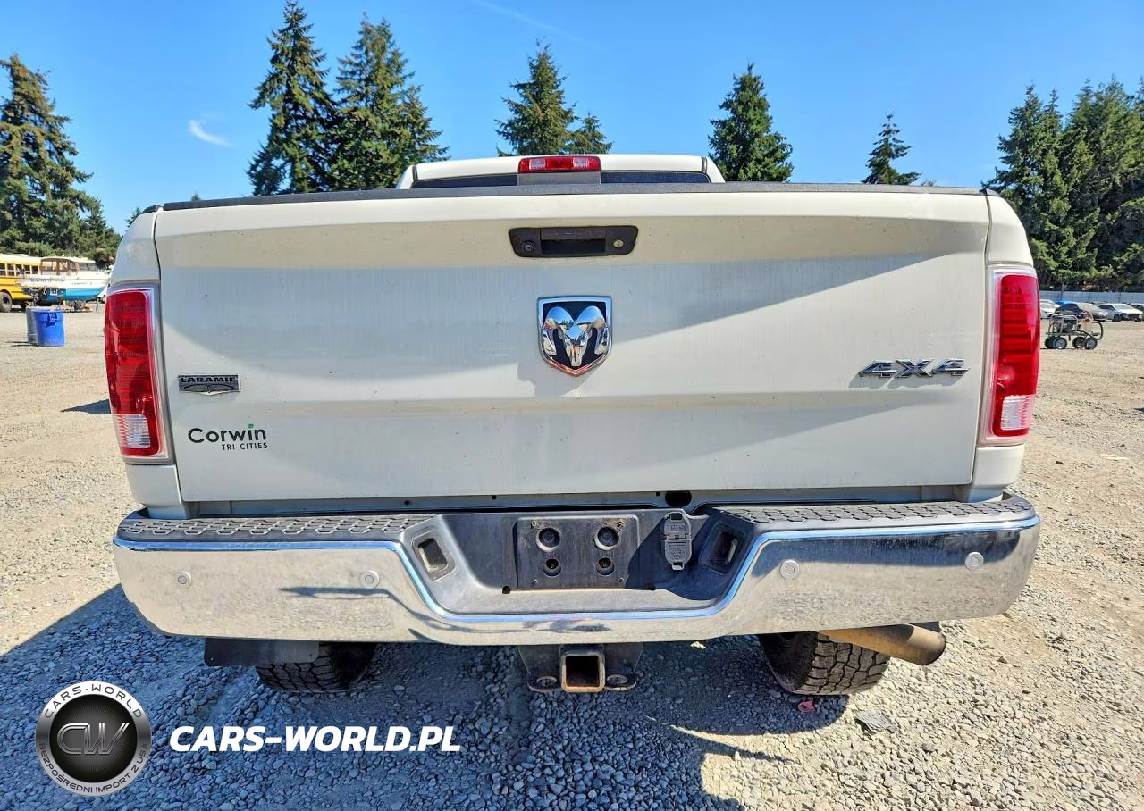 2016 Ram 2500 Laramie VIN:3C6UR5FJ9GG223915 - 6