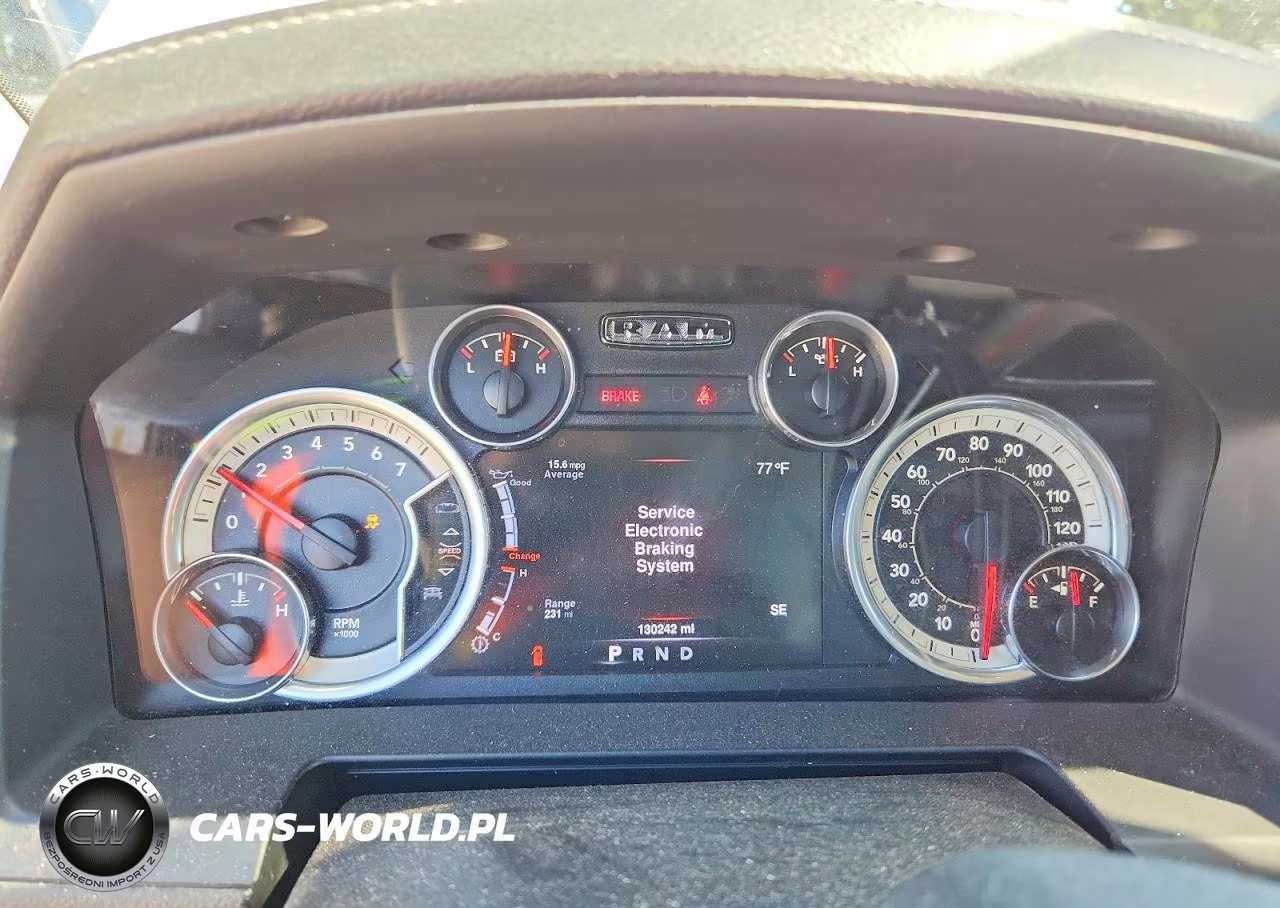 2016 Ram 2500 Laramie VIN:3C6UR5FJ9GG223915 - 9