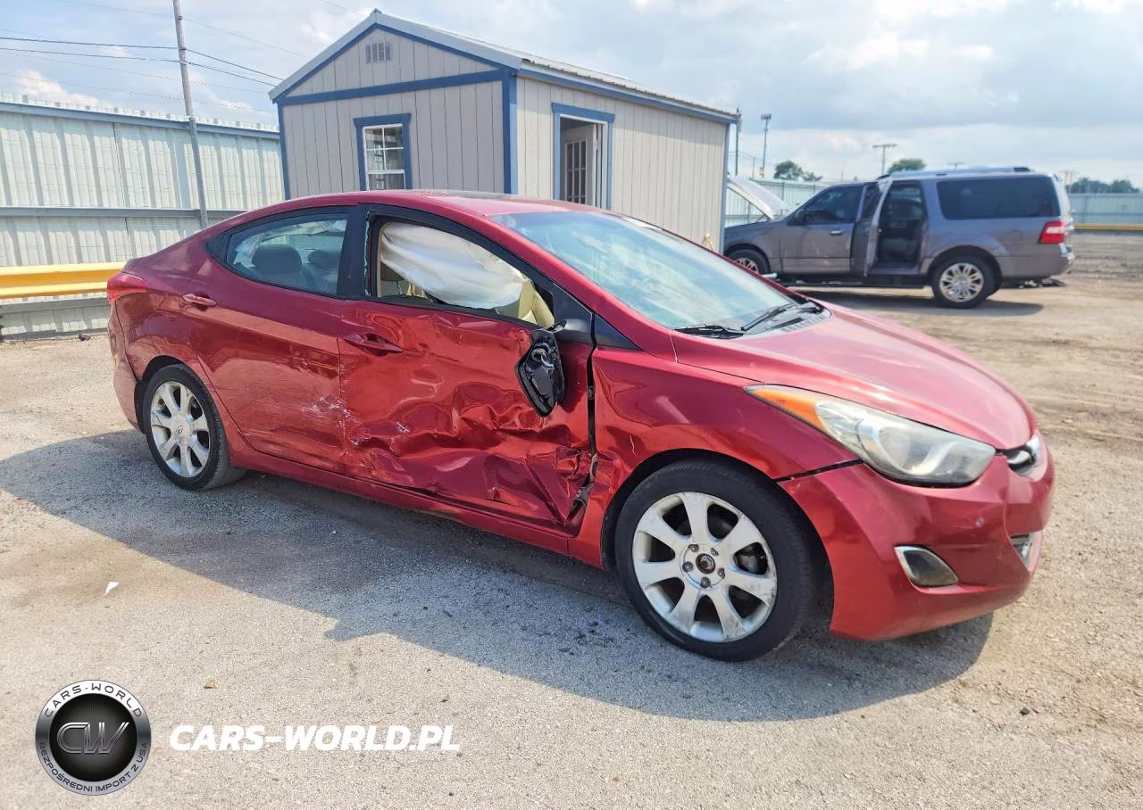 2013 Hyundai Elantra Limited VIN:KMHDH4AE4DU527142 - 4