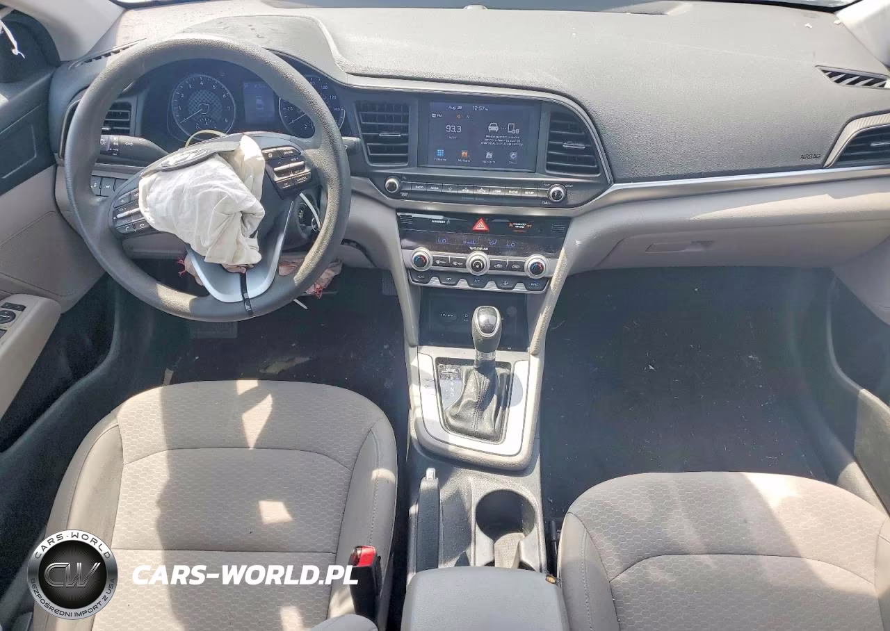 2020 Hyundai Elantra Sel VIN:5NPD84LFXLH557880 - 8