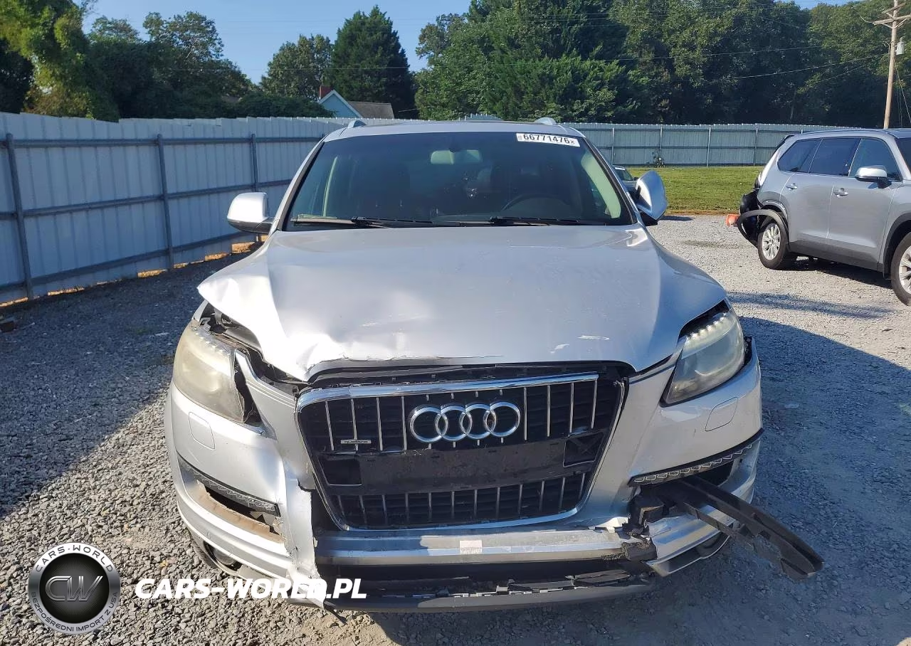 2014 Audi Q7 Premium Plus VIN:WA1LGAFE2ED013425 - 5