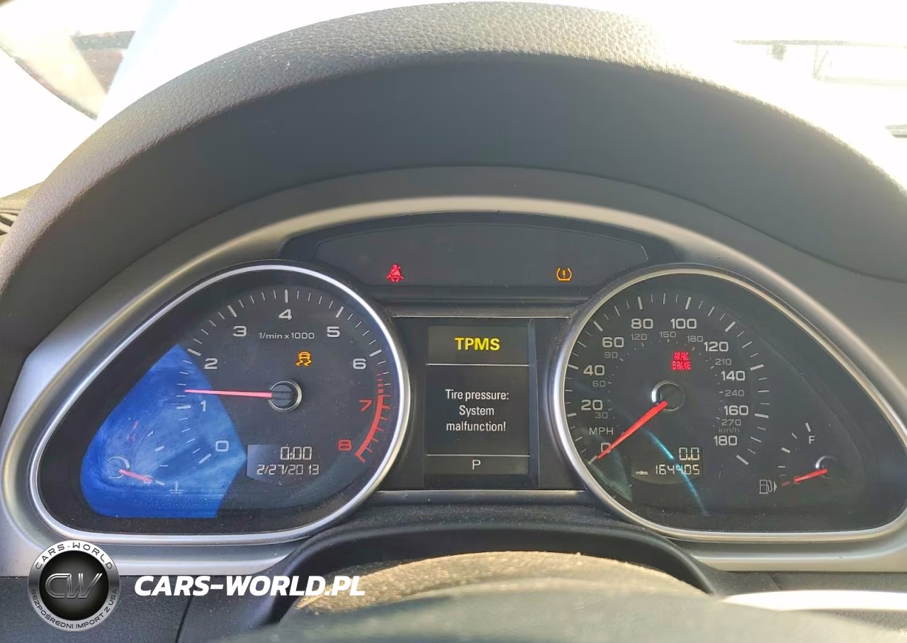 2014 Audi Q7 Premium Plus VIN:WA1LGAFE2ED013425 - 9