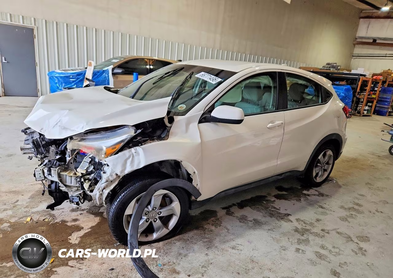 2018 Honda Hr-V Lx VIN:3CZRU5H37JM716927 - 1