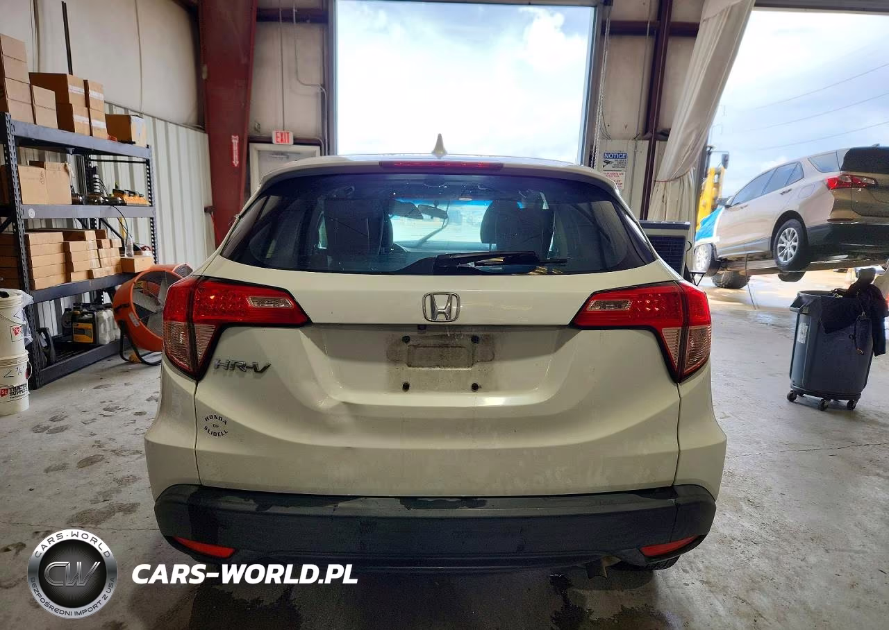 2018 Honda Hr-V Lx VIN:3CZRU5H37JM716927 - 6