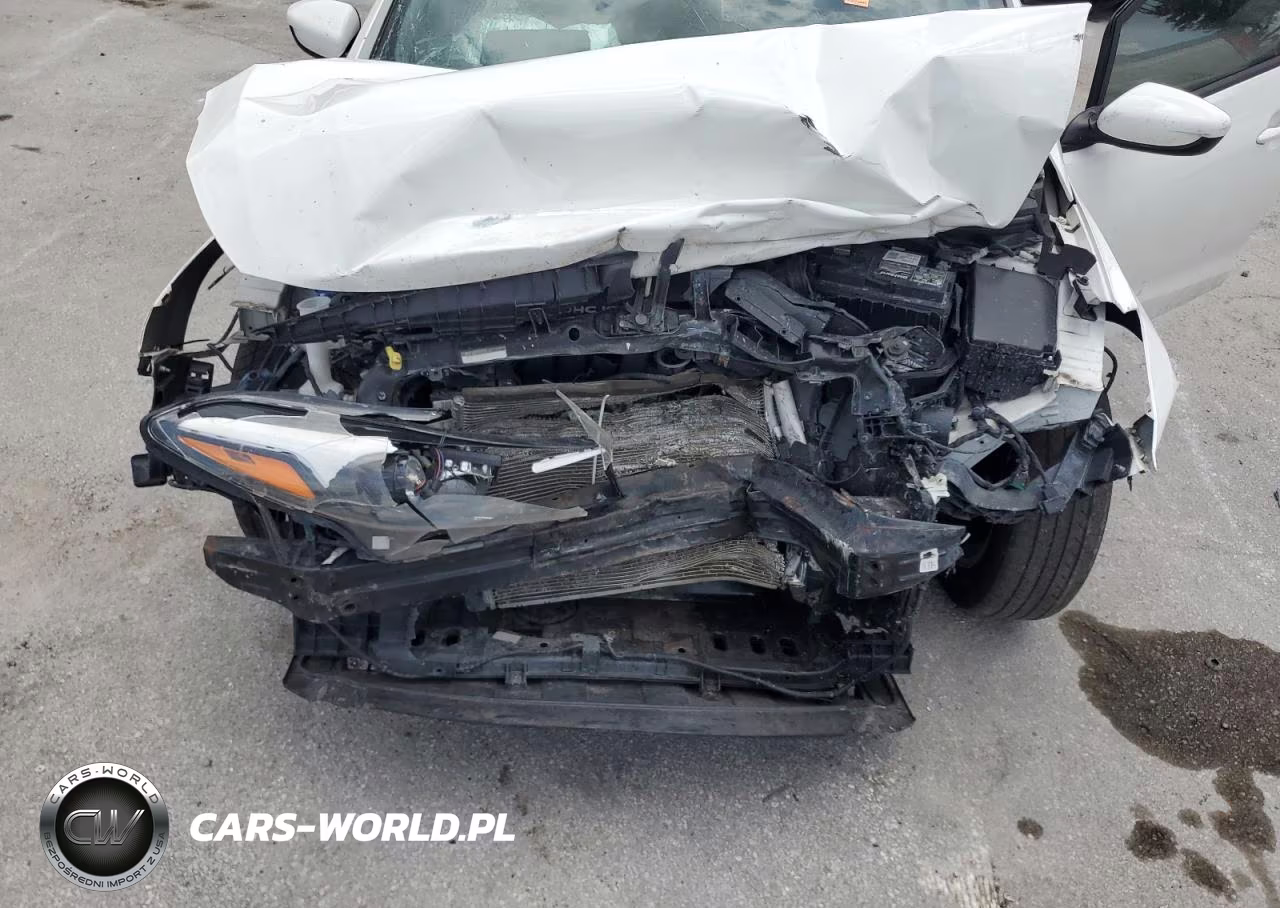 2018 Kia Forte Lx VIN:3KPFK4A70JE193220 - 11