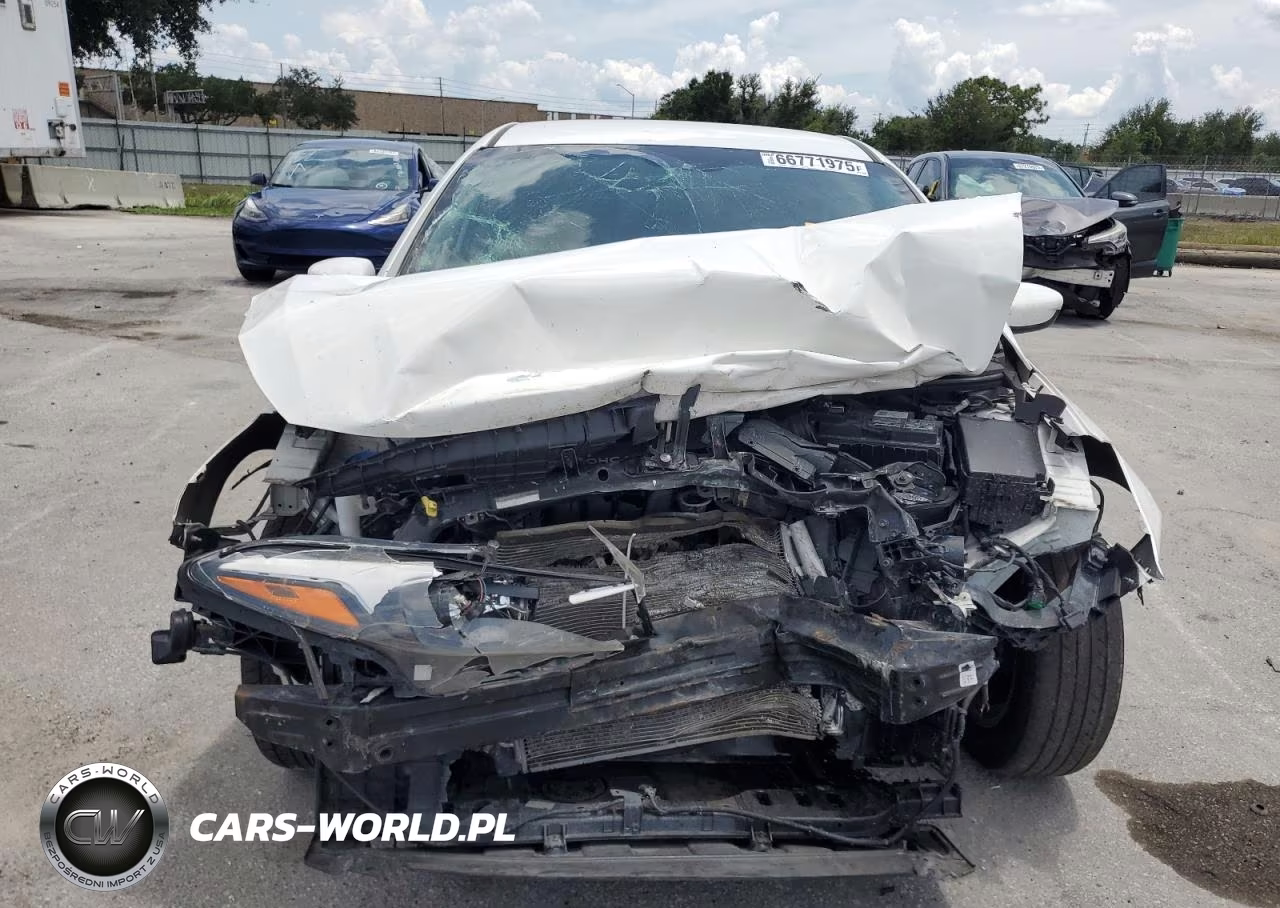 2018 Kia Forte Lx VIN:3KPFK4A70JE193220 - 5