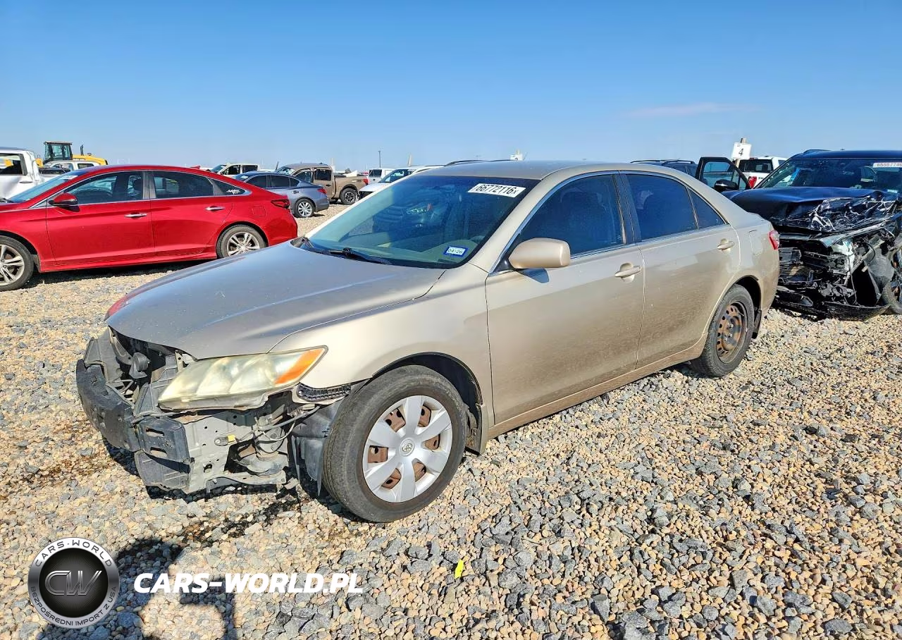 2009 Toyota Camry Le – zdjęcie 1 z 12