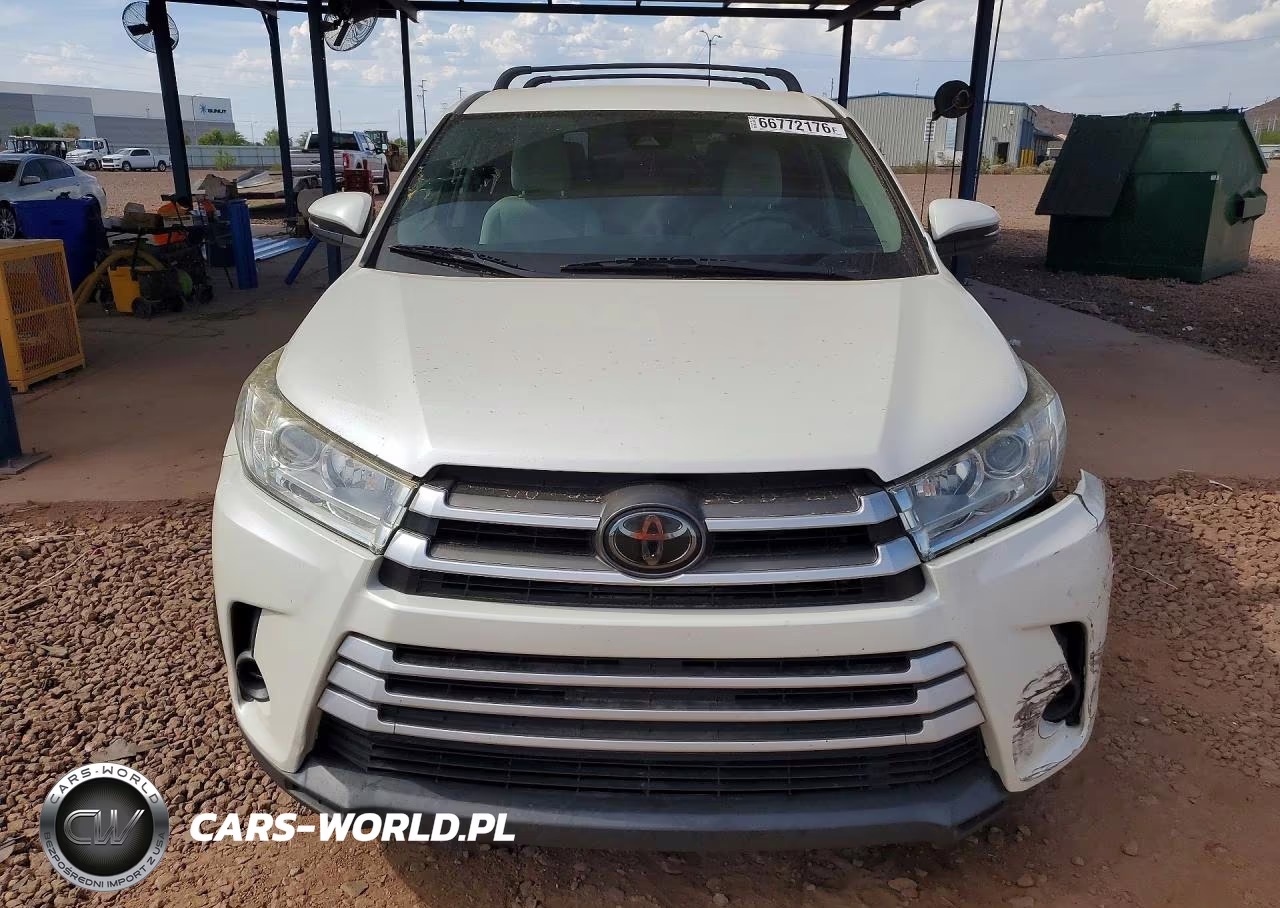 2019 Toyota Highlander Le VIN:5TDZARFH2KS046029 - 5