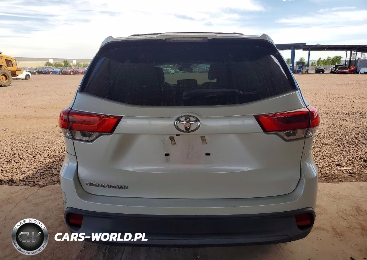 2019 Toyota Highlander Le VIN:5TDZARFH2KS046029 - 6