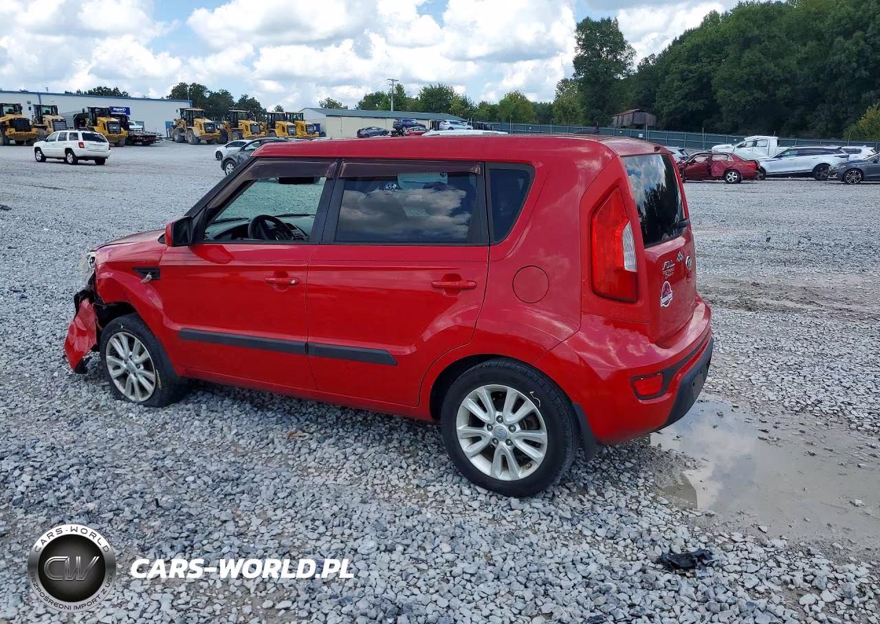 2013 Kia Soul Base VIN:KNDJT2A58D7632145 - 2