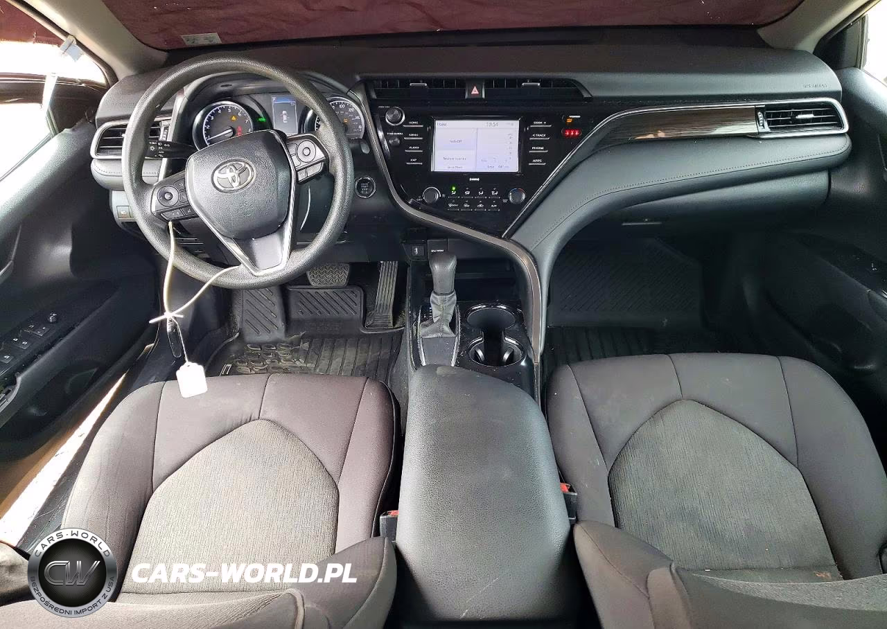 2020 Toyota Camry Le VIN:4T1L11AK8LU893446 - 8