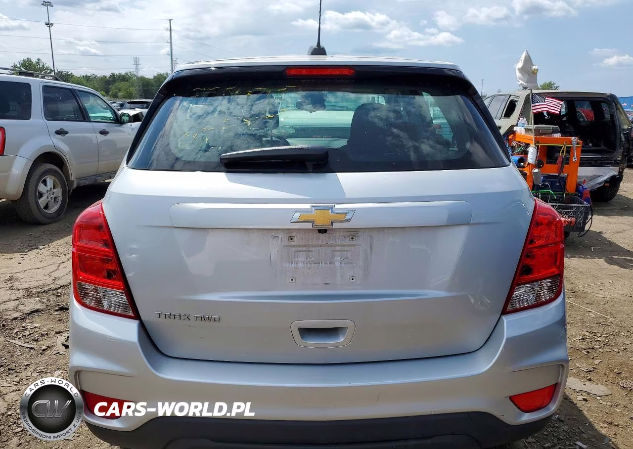 2019 Chevrolet Trax Ls VIN:3GNCJNSBXKL357303 - 6