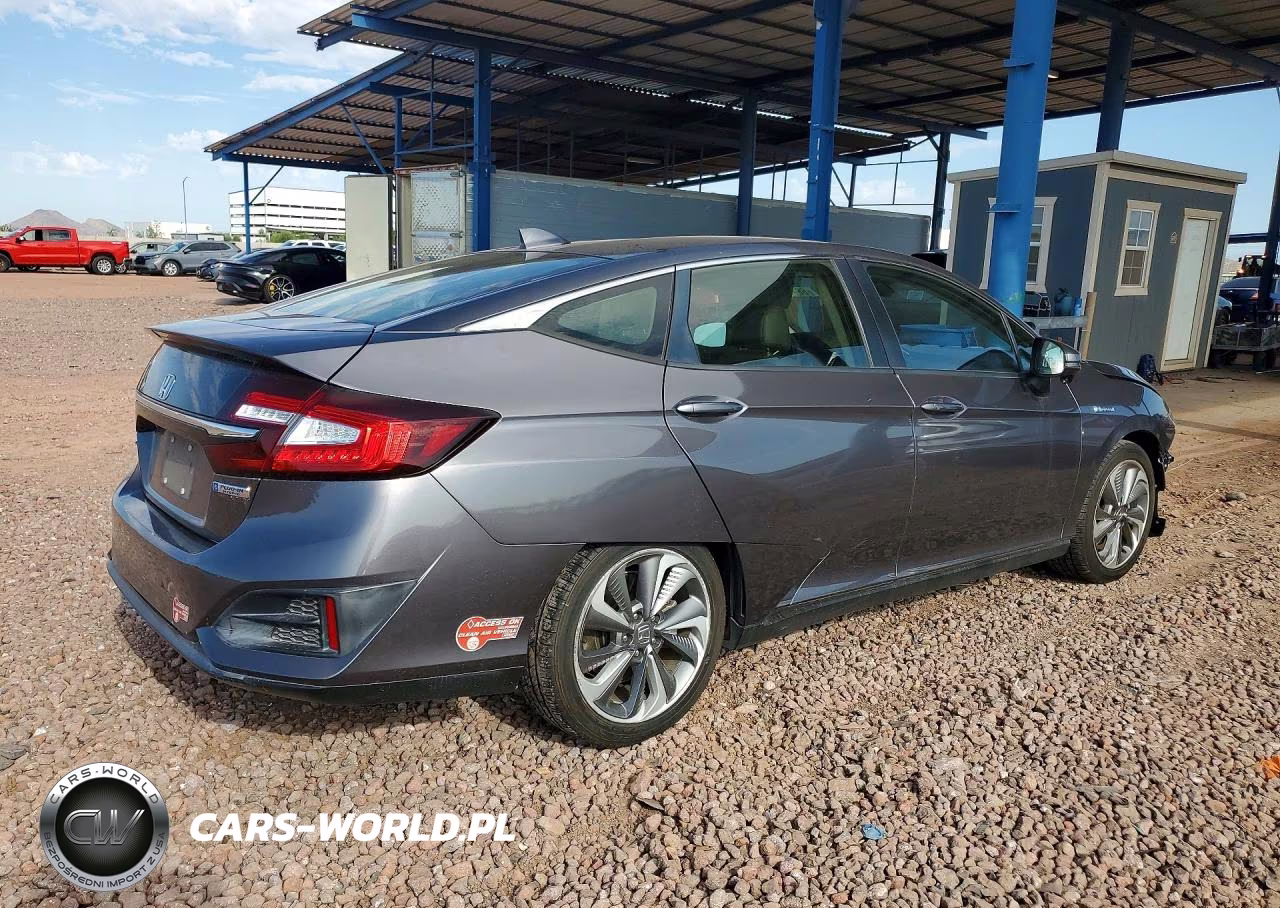 2018 Honda Clarity VIN:JHMZC5F11JC009221 - 3
