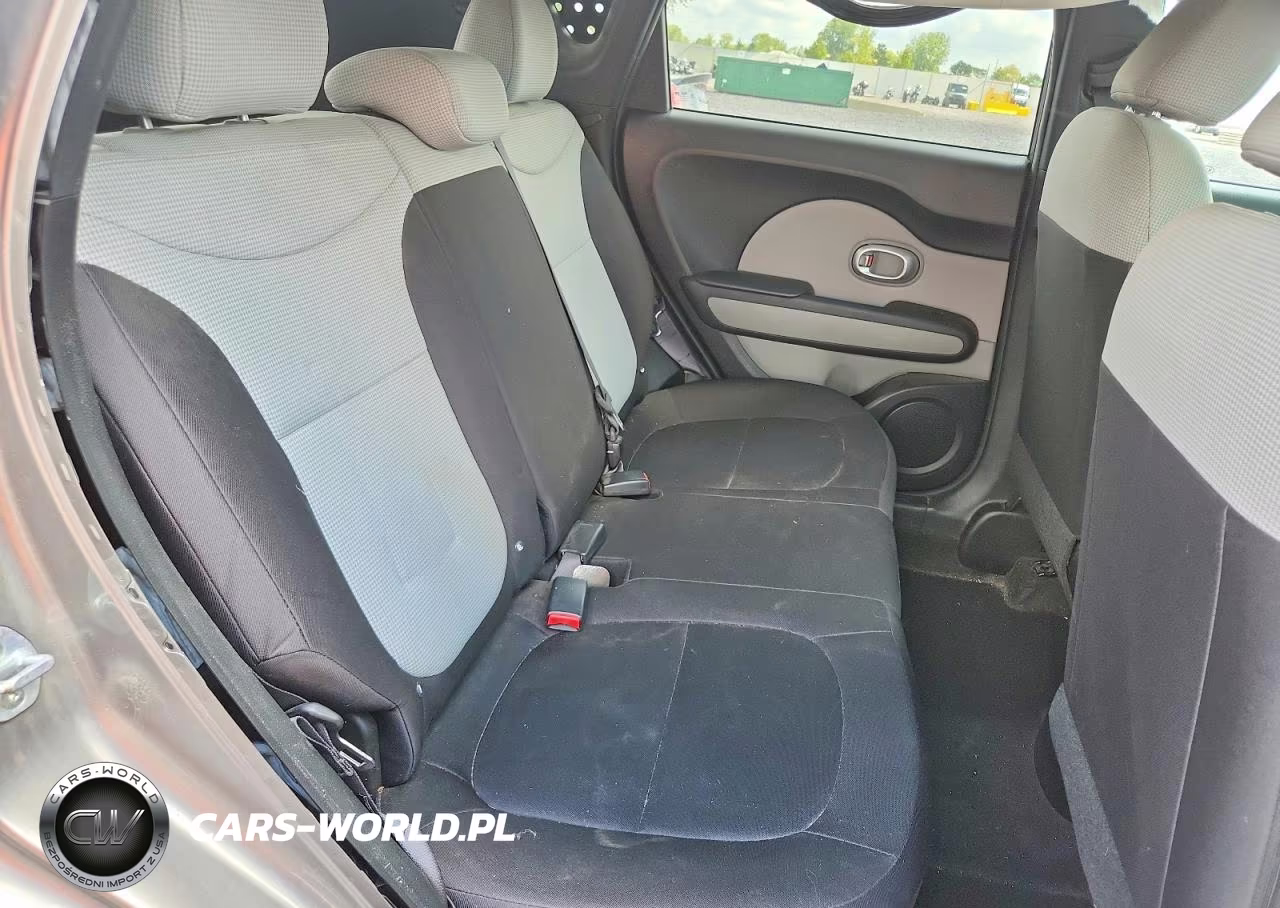 2015 Kia Soul Base VIN:KNDJN2A29F7210436 - 10